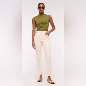 Abercrombie & Fitch Curve Love The Ankle Straight Ultra High Rise 29/8 SHORT